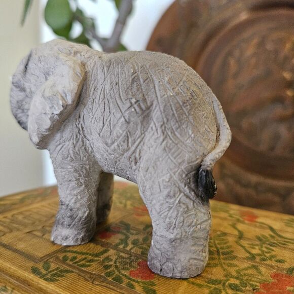 Stone Critters Miniature Whimsical Elephant Resin 1988 UDC Figurine - Picture 3 of 5
